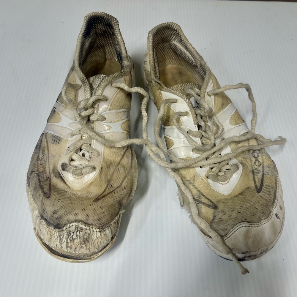Cheer Shoes Size 7